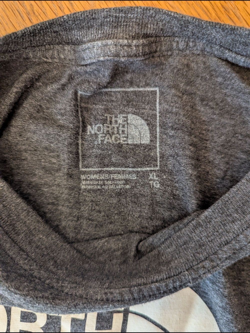 The North Face Women's' San Francisco Cable Car Graphic Tee - Charcoal XL - Picture 7 of 7